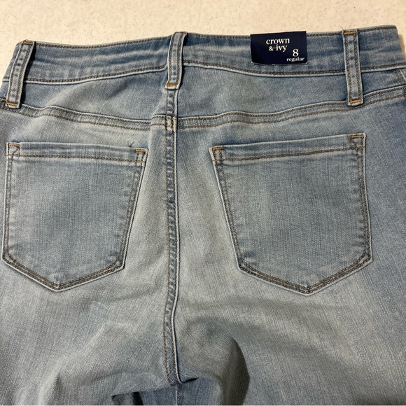 NWT Crown & Ivy Cropped Jeans Women’s 8 Danna Blue Denim Mid Rise Rolled Casual - Picture 9 of 13